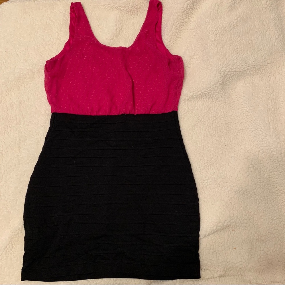 EXPRESS DRESS - Picture 2 of 2